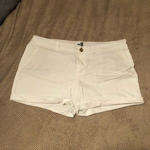 Old Navy Shorts White 3in Inseam